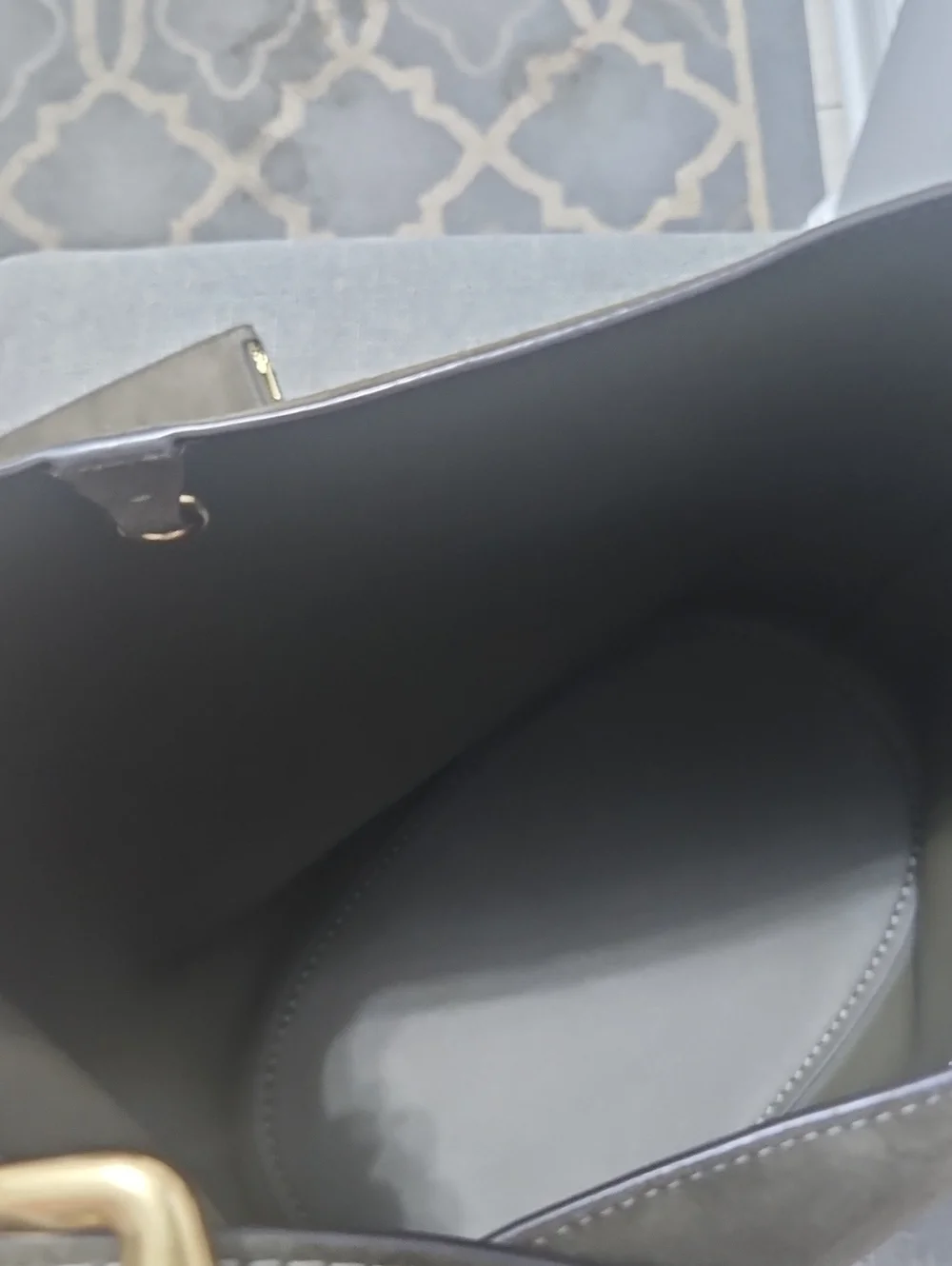 Coach bag wide